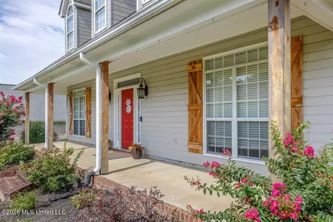 Exterior - 3686 Rhett Butler Dr, Hernando, MS 38632 photo 8 of 9