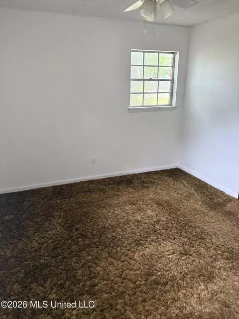4305 Knowles Ave, Moss Point, MS 39562 photo 7