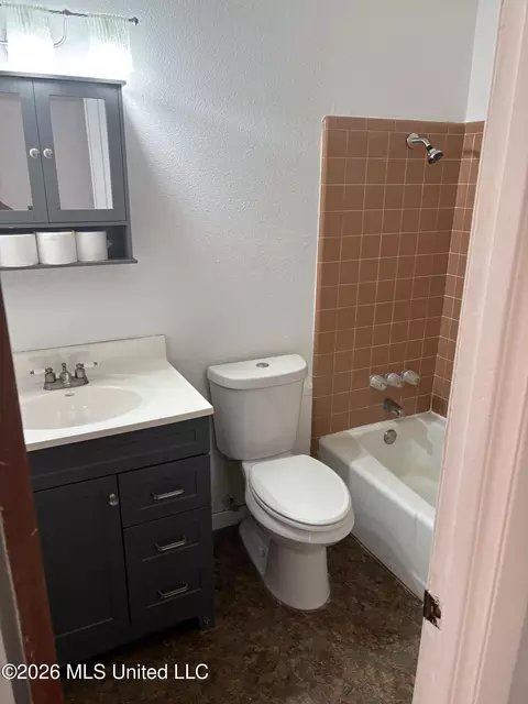 4305 Knowles Ave, Moss Point, MS 39562 photo 5
