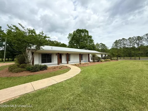 7351 Highway 488, Carthage, MS 39051
