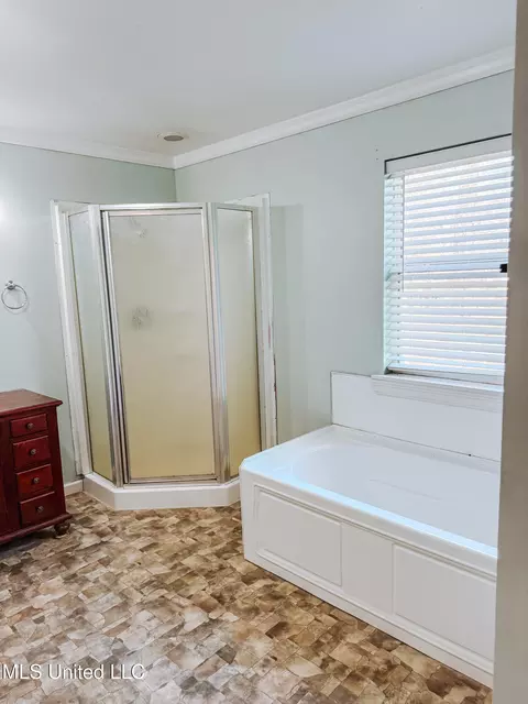 Bath - 115 Hickory Ln, Lucedale, MS 39452 photo 2 of 3
