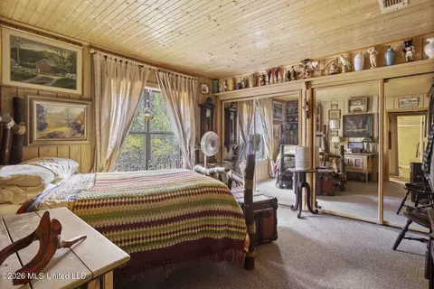 Bedroom - 2049 Cleary Rd, Florence, MS 39073 photo 1 of 2