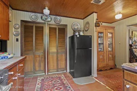 Kitchen - 2049 Cleary Rd, Florence, MS 39073 photo 3 of 3