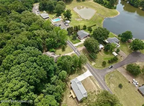 View/Area - 8780 E Thunderbird Dr, Hernando, MS 38632 photo 1 of 1