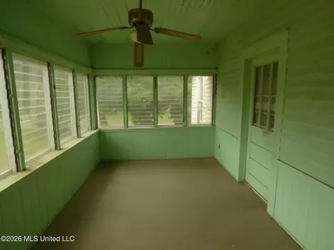 Exterior - 500 Poplar St, Summit, MS 39666 photo 3 of 3
