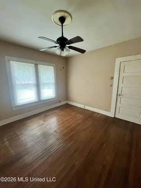 Bedroom - 500 Poplar St, Summit, MS 39666 photo 1 of 3