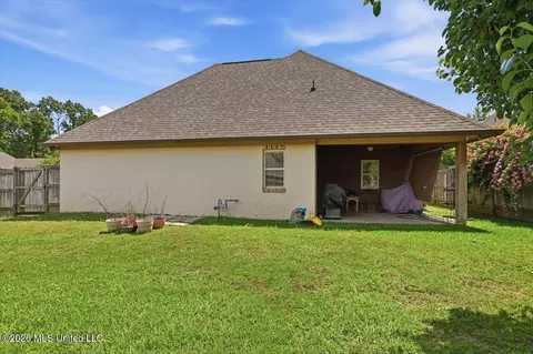 Exterior - 600 Bauxite Cv, Brandon, MS 39047 photo 4 of 6