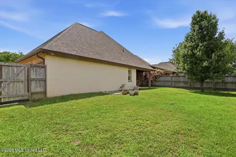 Exterior - 600 Bauxite Cv, Brandon, MS 39047 photo 5 of 6
