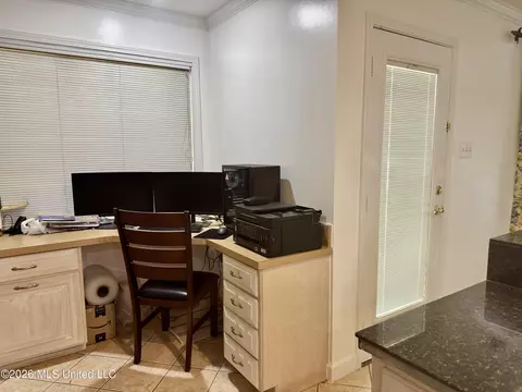 Other - 109 N Meadow Rd, Natchez, MS 39120 photo 2 of 9