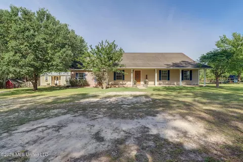 19457 Saucier Lizana Rd, Saucier, MS 39574