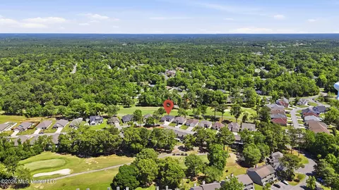 View/Area - 87112 Highpoint Dr, Diamondhead, MS 39525 photo 4 of 8