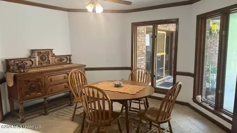 Dining - 116 Meadowview Dr, Brandon, MS 39047 photo 1 of 2