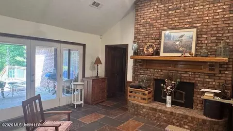 Other - 116 Meadowview Dr, Brandon, MS 39047 photo 4 of 16