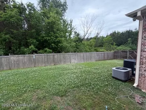 Exterior - 273 Cornerstone Dr, Brandon, MS 39042 photo 7 of 8
