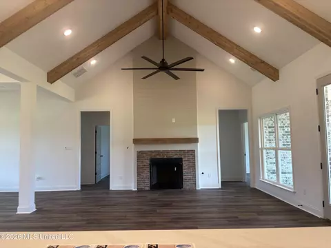 Living - 1701 Tributary Dr, Hernando, MS 38632 photo 1 of 1