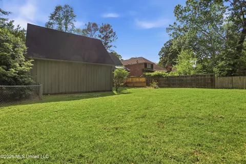 Exterior - 9 Avery Cir, Jackson, MS 39211 photo 9 of 11