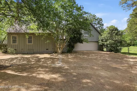 Exterior - 9 Avery Cir, Jackson, MS 39211 photo 11 of 11