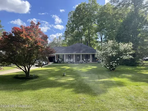 Exterior - 5253 Forest Hill Rd # B, Jackson, MS 39272 photo 3 of 5