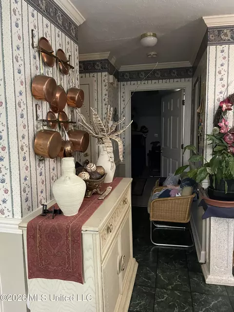Entry Way - 5253 Forest Hill Rd # B, Jackson, MS 39272 photo 3 of 3