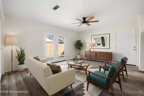 Living - 104 8th St, Long Beach, MS 39560 photo 2 of 4