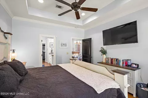 Bedroom - 434 Pecan Cir, Brandon, MS 39042 photo 2 of 4