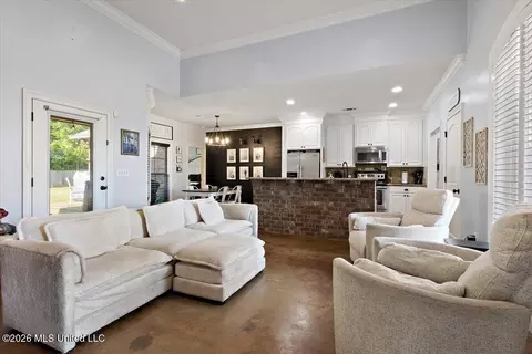 Other - 434 Pecan Cir, Brandon, MS 39042 photo 2 of 14
