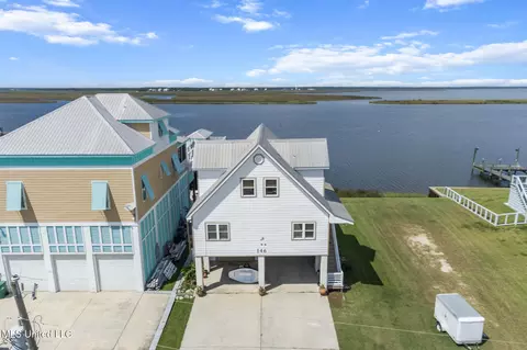 146 Elaine Dr, Bay Saint Louis, MS 39520