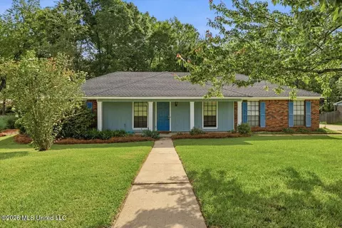 118 Spanish Moss Dr, Clinton, MS 39056