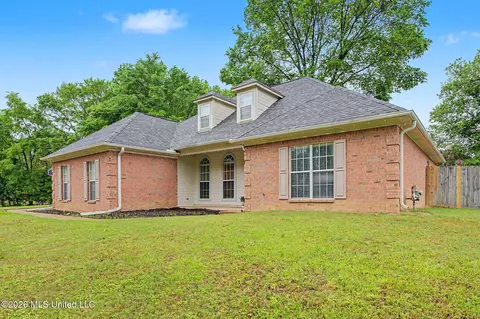 Exterior - 3306 Pankins Park Pl, Nesbit, MS 38651 photo 1 of 3