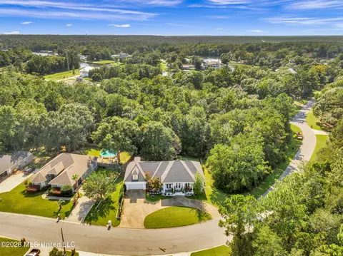 13086 Riverwalk Cir, Biloxi, MS 39532