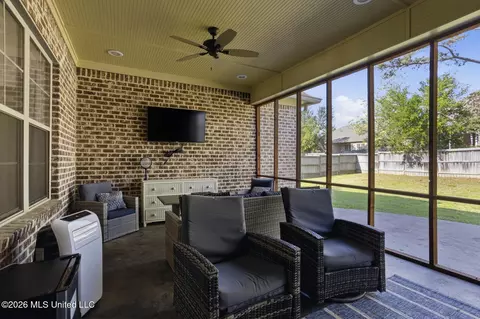 Exterior - 124 Grayhawk Dr, Madison, MS 39110 photo 4 of 8