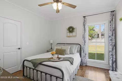 Bedroom - 124 Grayhawk Dr, Madison, MS 39110 photo 2 of 3
