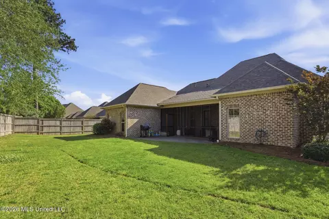 Exterior - 124 Grayhawk Dr, Madison, MS 39110 photo 7 of 8