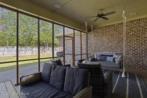 Exterior - 124 Grayhawk Dr, Madison, MS 39110 photo 5 of 8