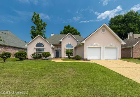 607 Castlewoods Blvd, Brandon, MS 39047