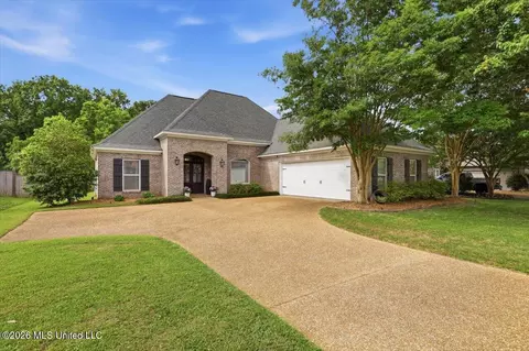 643 Boxwood Pl, Madison, MS 39110