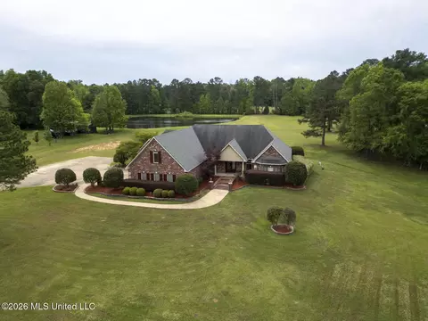 Exterior - 559 White Oak Rd, Florence, MS 39073 photo 2 of 7