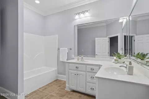 Bath - 559 White Oak Rd, Florence, MS 39073 photo 1 of 5
