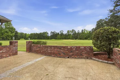 Exterior - 559 White Oak Rd, Florence, MS 39073 photo 5 of 7