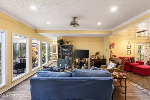Living - 88386 E Diamondhead Dr, Diamondhead, MS 39525 photo 1 of 5