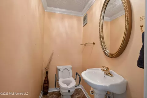 Bath - 88386 E Diamondhead Dr, Diamondhead, MS 39525 photo 4 of 4