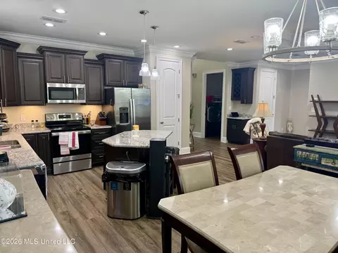 Kitchen - 886 Maili Pl, Diamondhead, MS 39525 photo 1 of 3