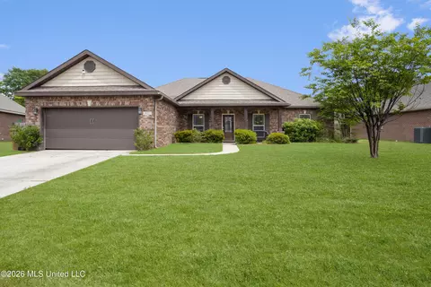 6022 Red Gate Dr #C, Long Beach, MS 39560