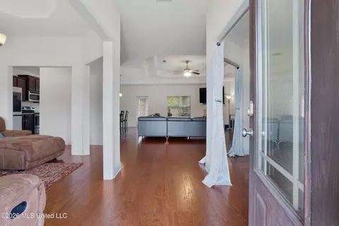 Entry Way - 6022 Red Gate Dr, Long Beach, MS 39560 photo 1 of 2