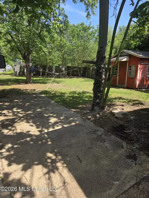 541 Pecan St, Marks, MS 38646 photo 4