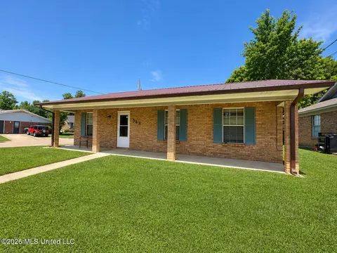758 Clearmont Dr, Pearl, MS 39208