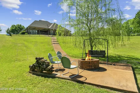 Exterior - 107 Beaufort Cir, Madison, MS 39110 photo 6 of 8