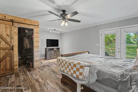 Bedroom - 2125 Swinnea Rd, Nesbit, MS 38651 photo 1 of 4