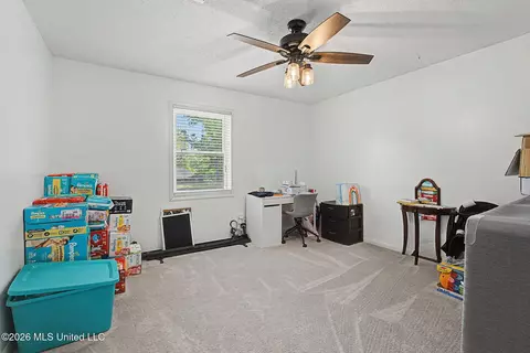 Bedroom - 2125 Swinnea Rd, Nesbit, MS 38651 photo 4 of 4