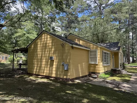 Other - 668 Broadmoor Dr, Jackson, MS 39206 photo 1 of 4
